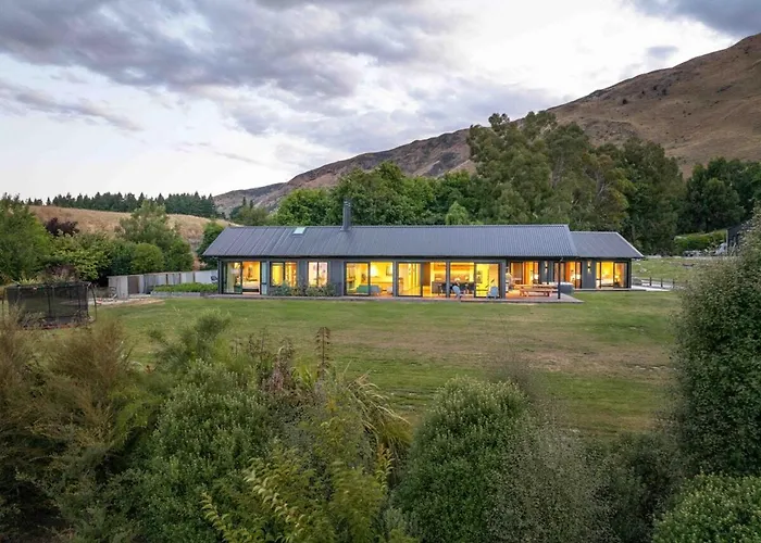 Luxury 4 Bedroom
