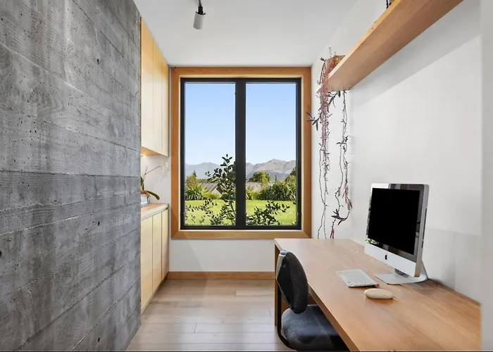 Luxury 4 Bedroom Ferienhaus *